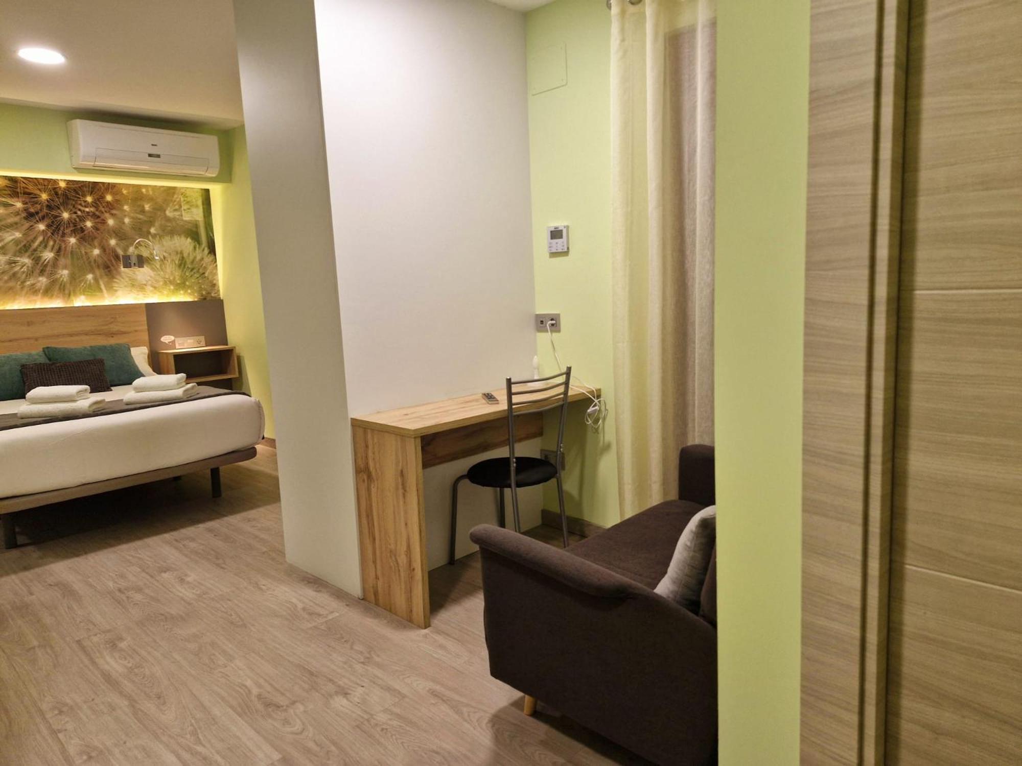 Feeling Home - Suites&Rooms Leon Bagian luar foto