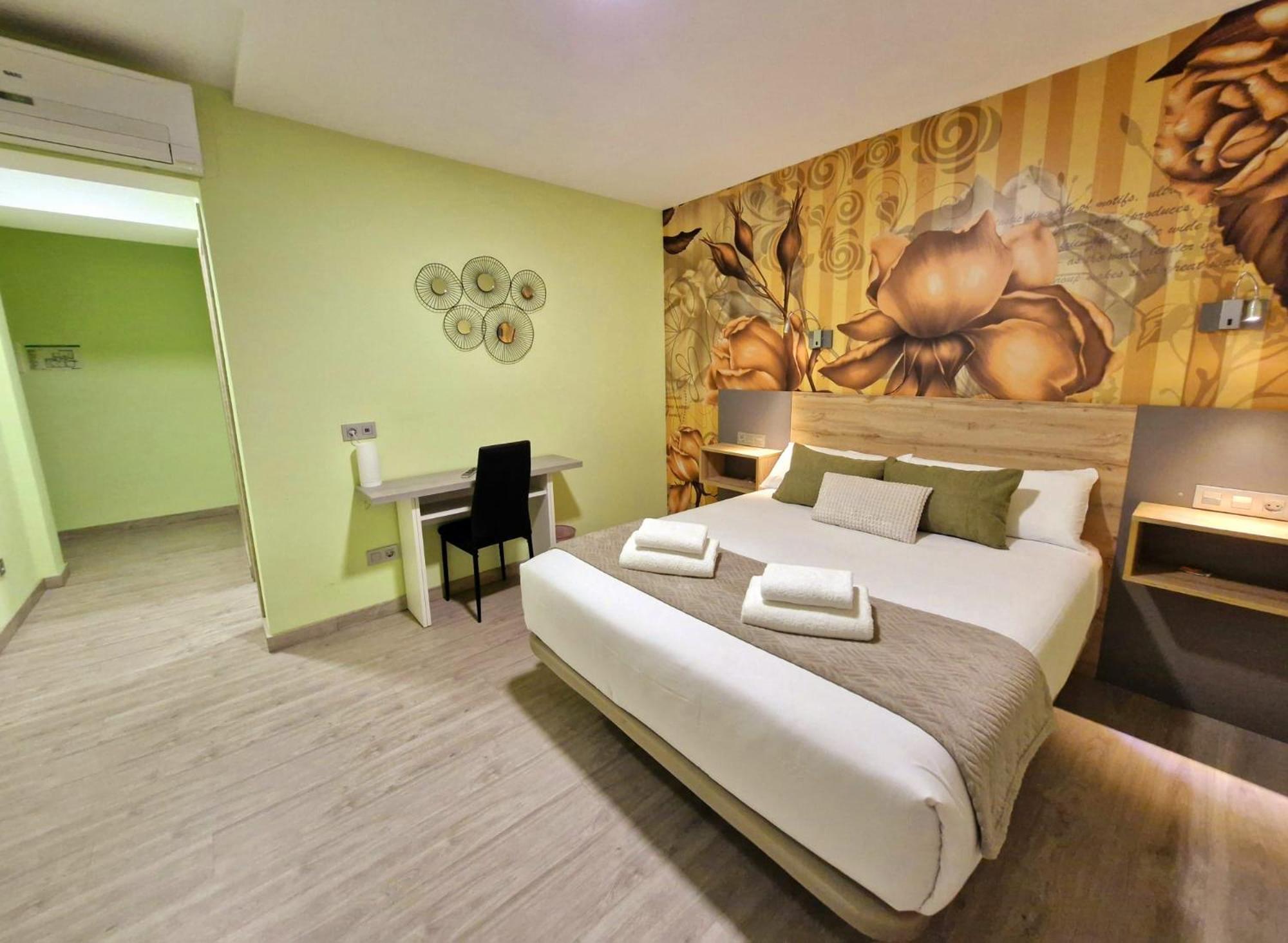 Feeling Home - Suites&Rooms Leon Bagian luar foto