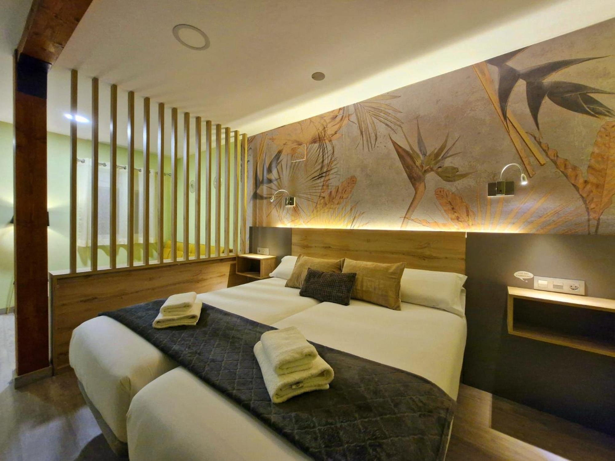 Feeling Home - Suites&Rooms Leon Bagian luar foto